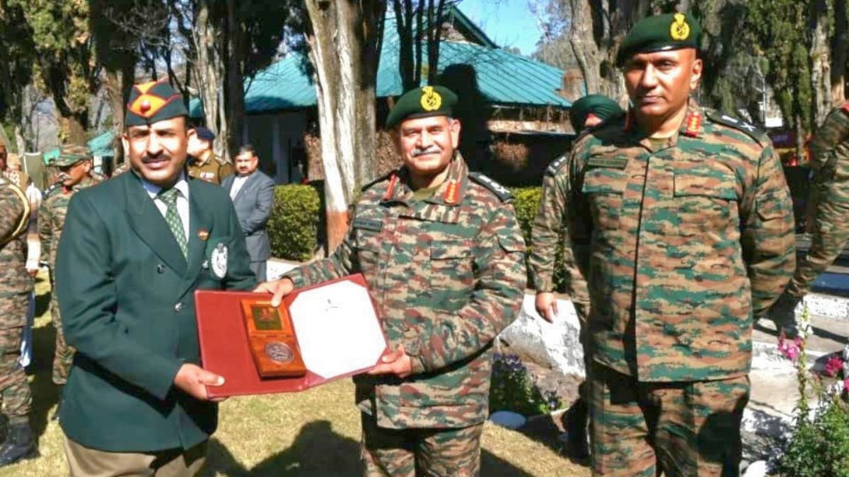 Army Chief Underscores Veterans Role During Operation Sindoor; Meets And Honours Former Comrade In Poonch