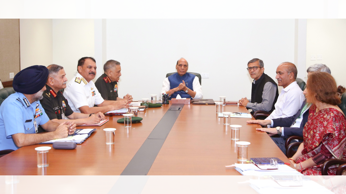 Rajnath Singh Reviews West Asia War, Asks Indian Military to Learn Lessons