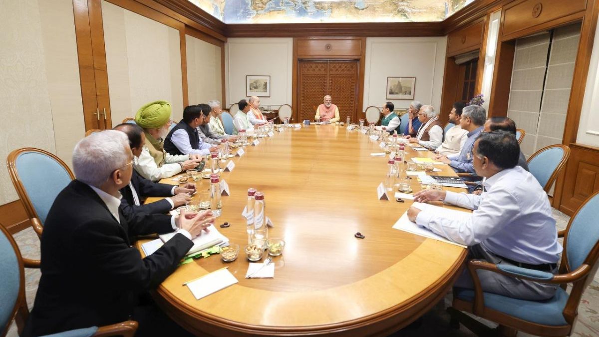 PM Modi Assesses Availability Of Critical Needs For Common Man, Sources Being Diversified For LPG Procurement